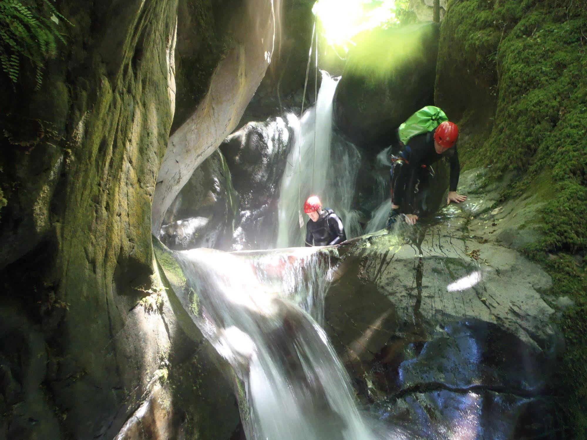 Pyrenees Emotions, Eco-Responsables, Nature, Sports Aventures Malvezie ภายนอก รูปภาพ